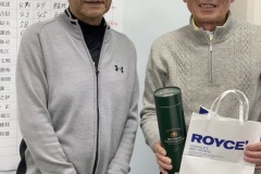 240425_会長賞の米子さん_ROYCEのシャンパン